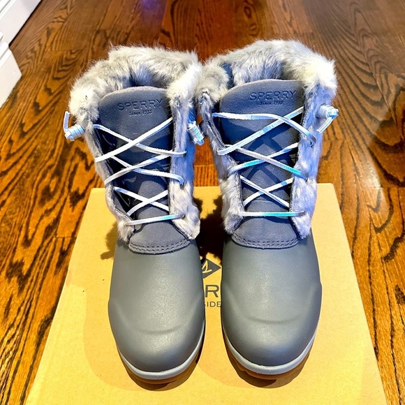 NIB! Sperry Maritime Repel Grey Trim Snow Boots - Picture 2 of 11